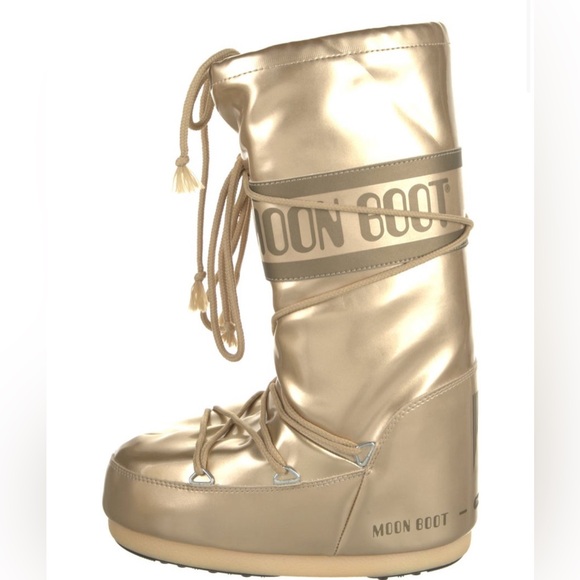 Moon Boot Shoes - Women’s Tall Glossy Icon Vinil Moon Boots Gold Waterproof size 6 (3.5-6) NEW